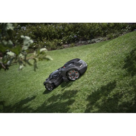 Husqvarna Automower 435X AWD Husqvarna Automower 435X AWD